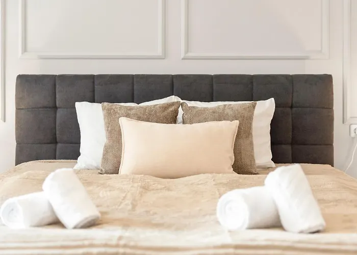 Rochus-market Is Calling - By 4ty3 Apartmán *